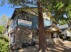 848 W 1st Street