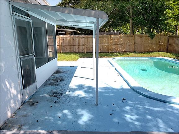 4th image of 1435 Pinebrook Dr