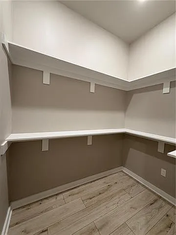 7600 Avalon Way — Photo 9