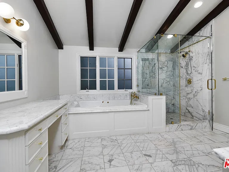 3254 Oakdell Rd — Photo 45
