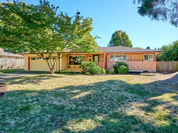 1300 N Hadley Rd, Newberg, OR 97132