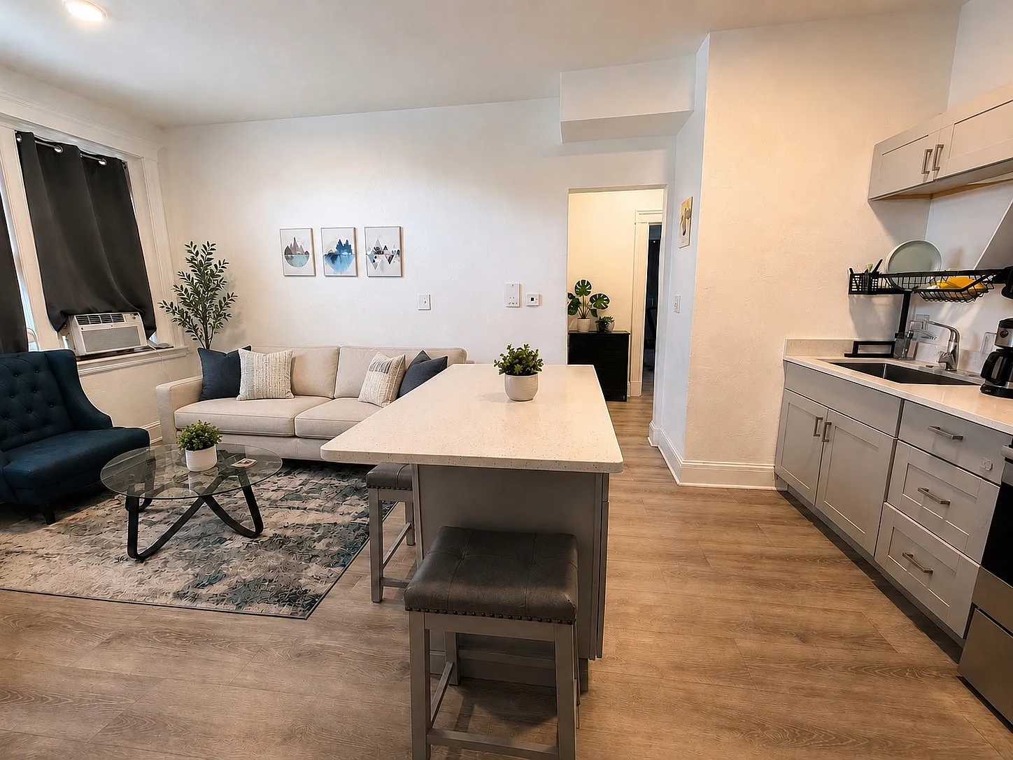2 bed, 1000 sqft, $2,550 — Photo 3