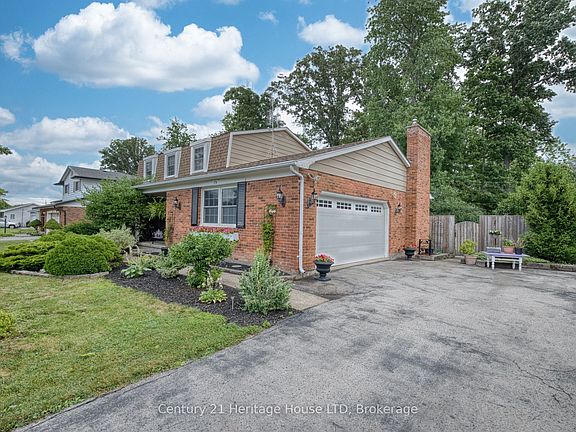 5th image of 688 Daytona Dr