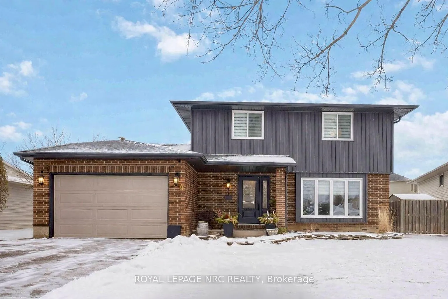 9 Woodgarden Ct photo 1