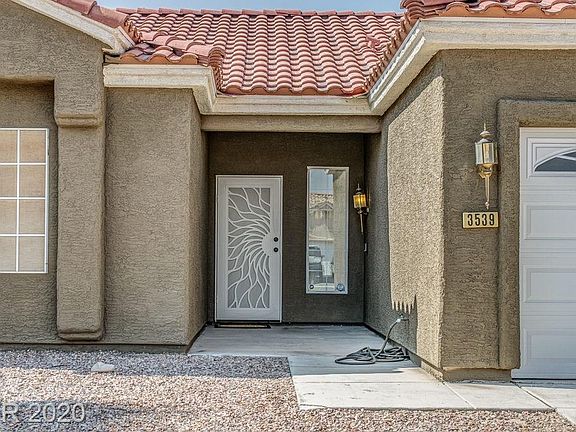 3rd image of 3539 Canter Dr