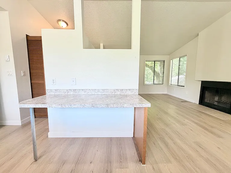 7060 SW Montauk Cir — Photo 7