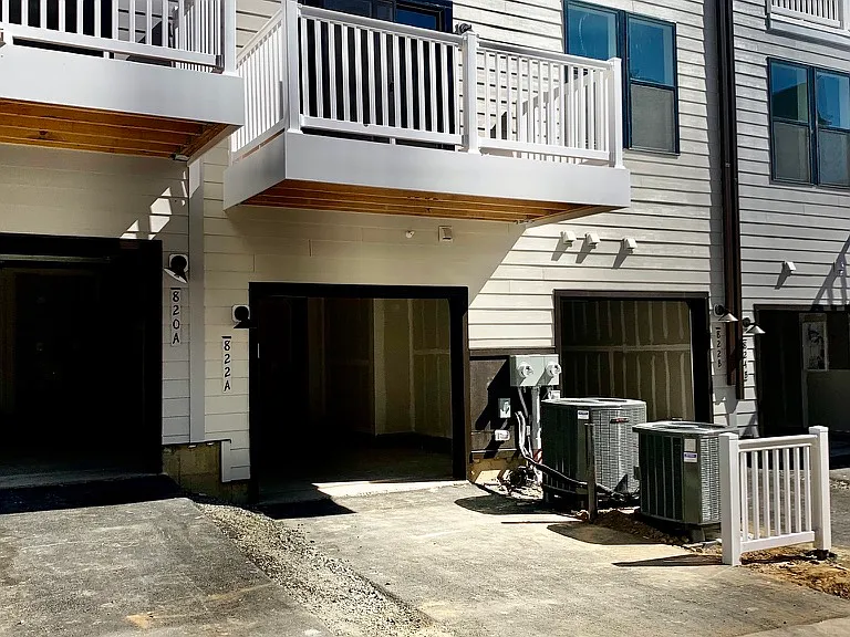 822 Wesley Ln #A — Photo 29