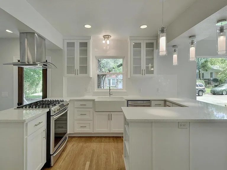 2914 Hampton Rd #1 — Photo 8