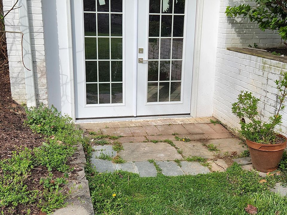 Entrance from outside