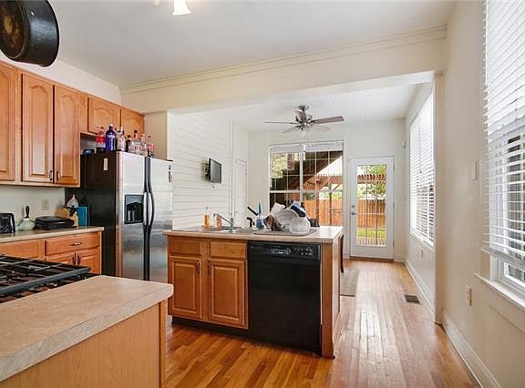 3rd image of 2014 Audubon St