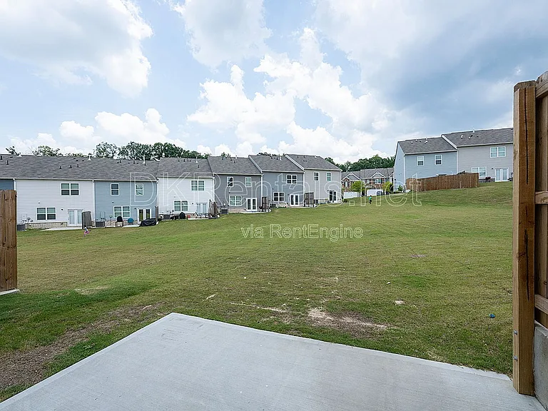 3031 Greyton Dr — Photo 9