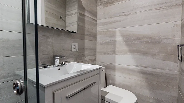 Rented by Nooklyn NYC LLC | media 27