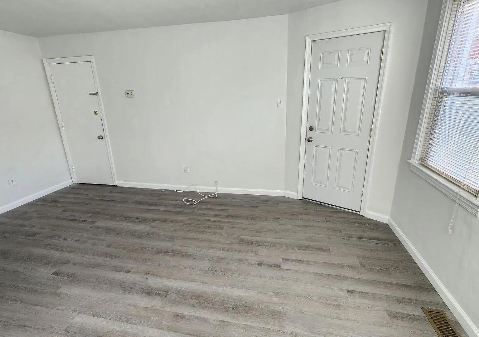 4518 Fairfax Road — Photo 2