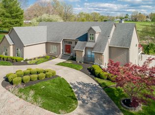 1 Scenic Hl, Prospect, KY 40059