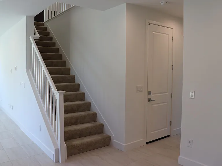 1260 S Hollyhock Dr — Photo 5