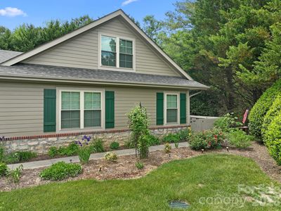 11 Outlook Cir, Swannanoa, NC, 28778
