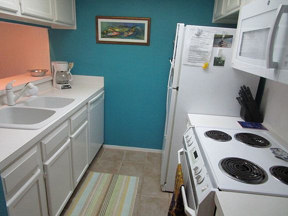 4th image of 2102 Bayhouse Dr