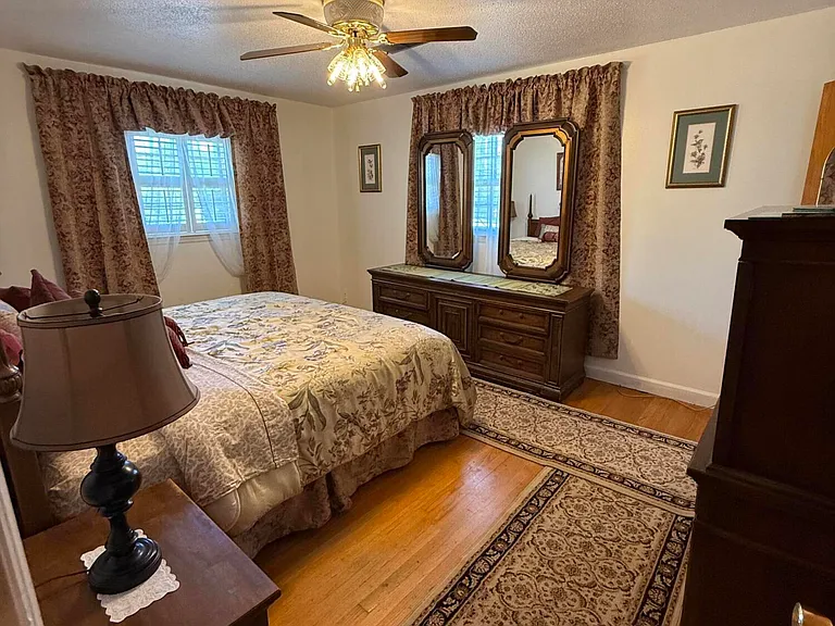 1471 Woodhill Ter — Photo 14