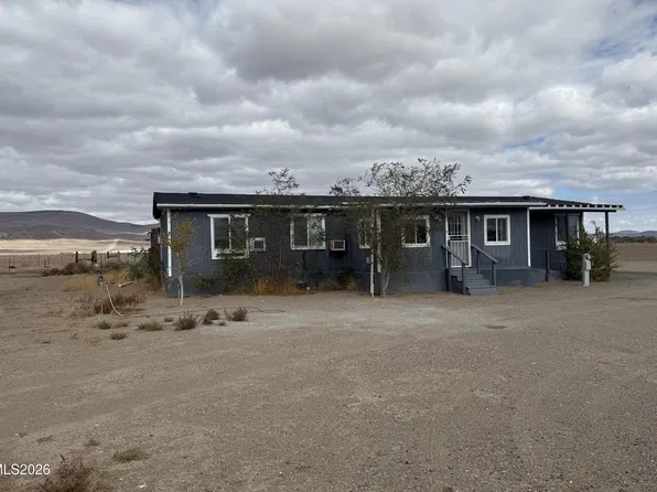 1940 Utah Ave, Silver Springs, NV 89429