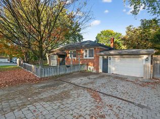 67 Monkswood Cres, Newmarket, ON L3Y 2J9