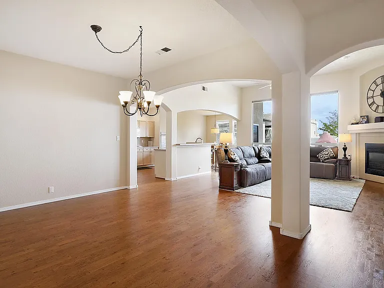 6616 Freemont Hills Loop NE — Photo 7