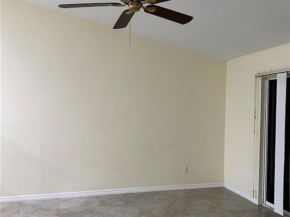 3rd image of 4707 25th St SW