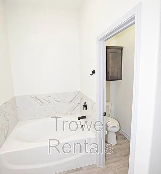 8650 Fortuna Ct — Photo 25