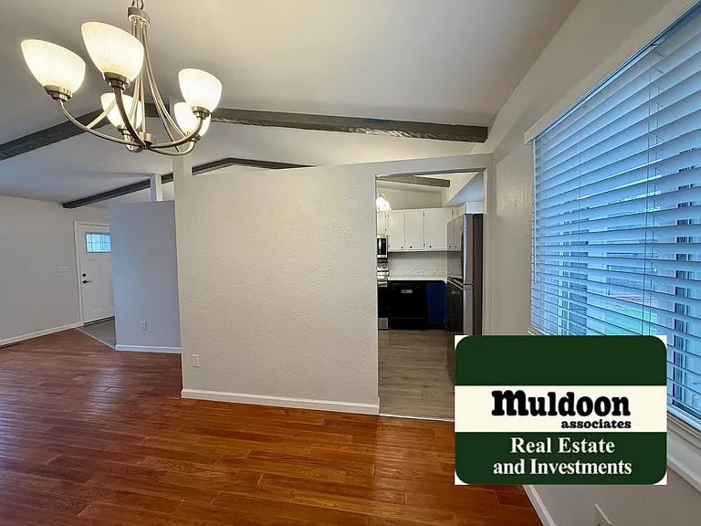 2930 Cortina Dr — Photo 7