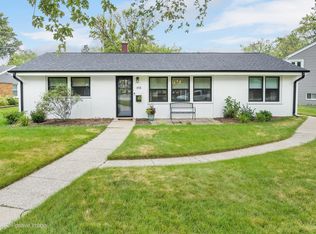 3725 McCormick Ave, Brookfield, IL