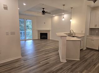 60 Fenwick Hall Aly APT 336, Johns Island, SC 29455