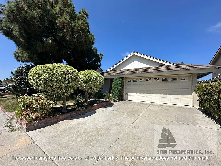 15841 Maidstone St — Photo 3