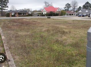 312 S Rogers St, Clarksville, AR 72830