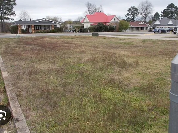 312 S Rogers St, Clarksville, AR 72830