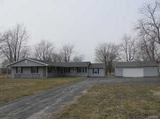 4487 Falcon Ln, Bunker Hill, IL 62014