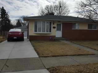 31021 Barrington St, Westland, MI 48186