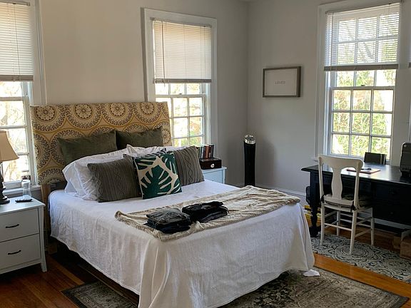 Large sunny bedrooms!