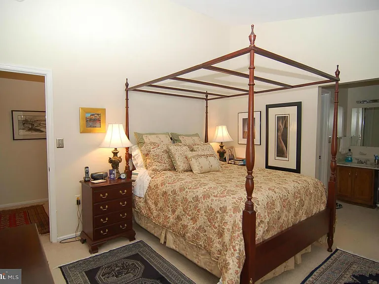 123 Lazy Hollow Dr — Photo 12