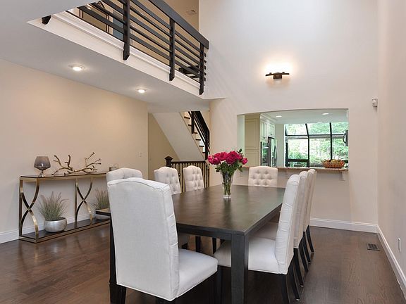 4th image of 11 Pony Cir