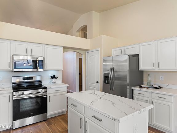 5th image of 10023 E JANICE Way