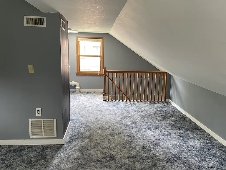1505 Kellogg Ave — Photo 9