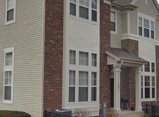 597 Grosvenor Ln, Aurora, IL 60504