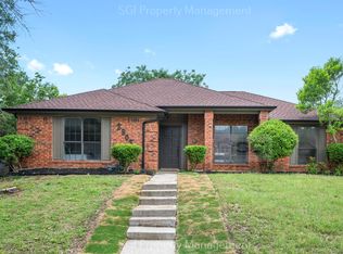 2903 Creekside Ct, Carrollton, TX 75007