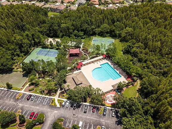 5th image of 1108 Sleepy Oak Dr