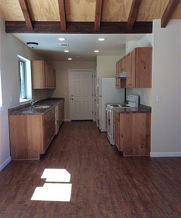 5th image of 6693 Griffin Ln