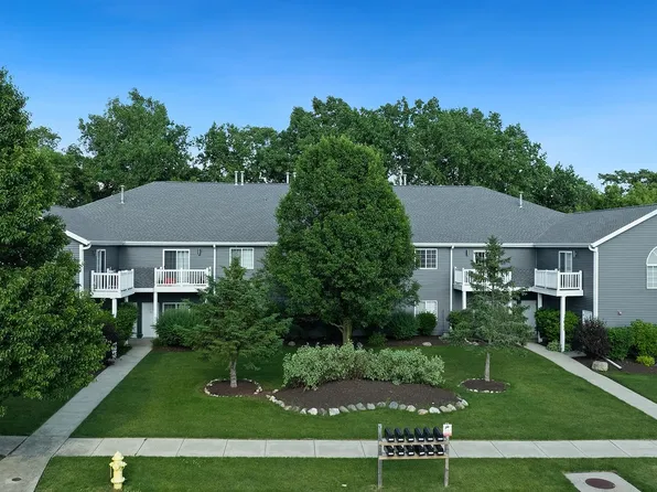 1318 Lindsay Way, Rockford, IL 61108