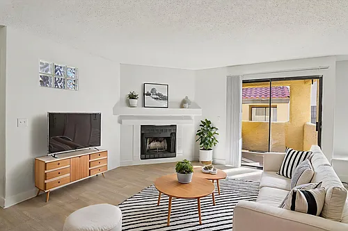 Desert Vistas Apartments Photo 1
