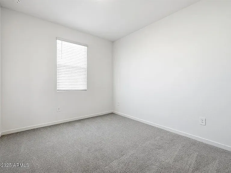 24637 W Grove St — Photo 2