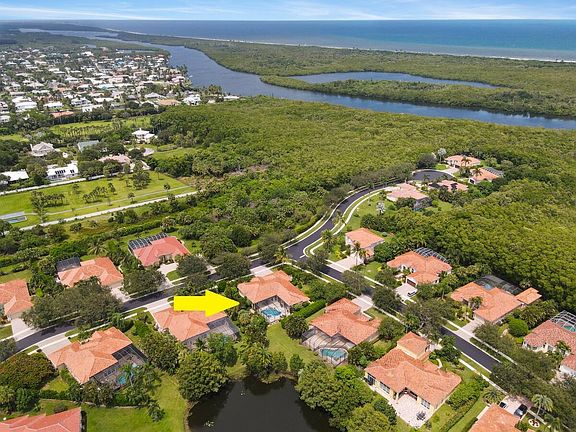 5th image of 9787 SE Osprey Pointe Drive