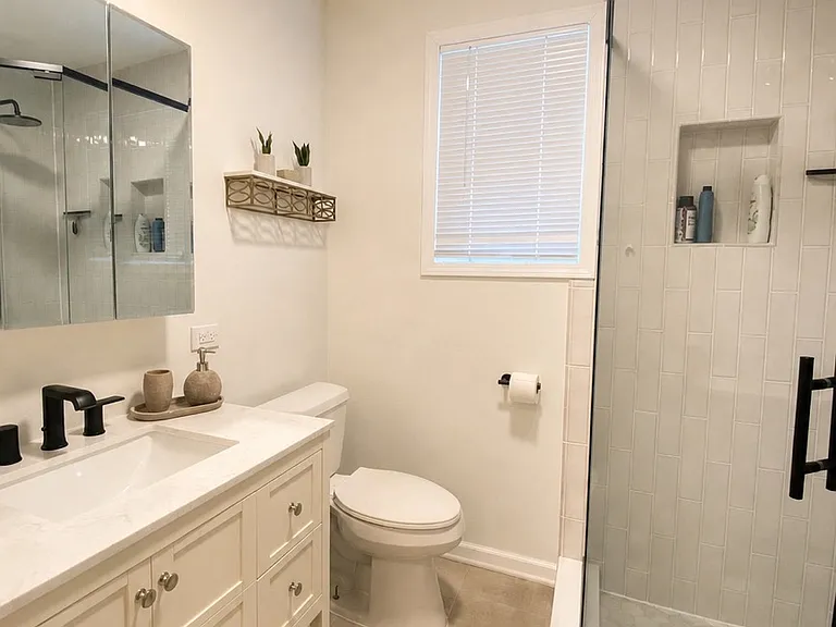 1624 W Huron St #2 — Photo 11