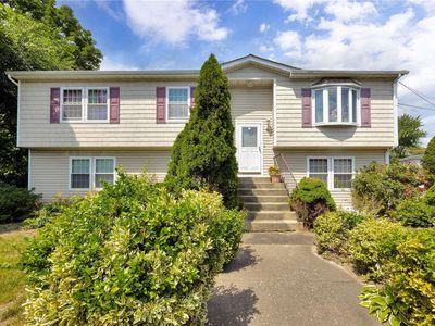 10 Washington Avenue, Deer Park, NY, 11729